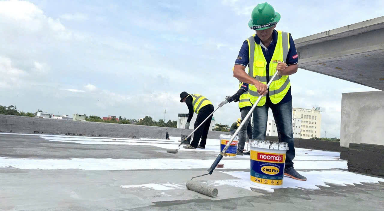 Chống thấm ngược hiệu quả cho tường, tầng hầm và các khu vực khó xử lý 3 dich vu chong tham hoang hung